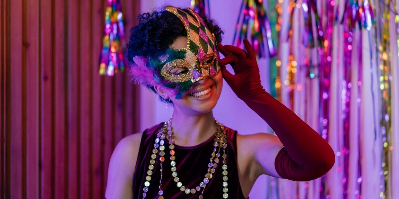 60 unique party themes for adults