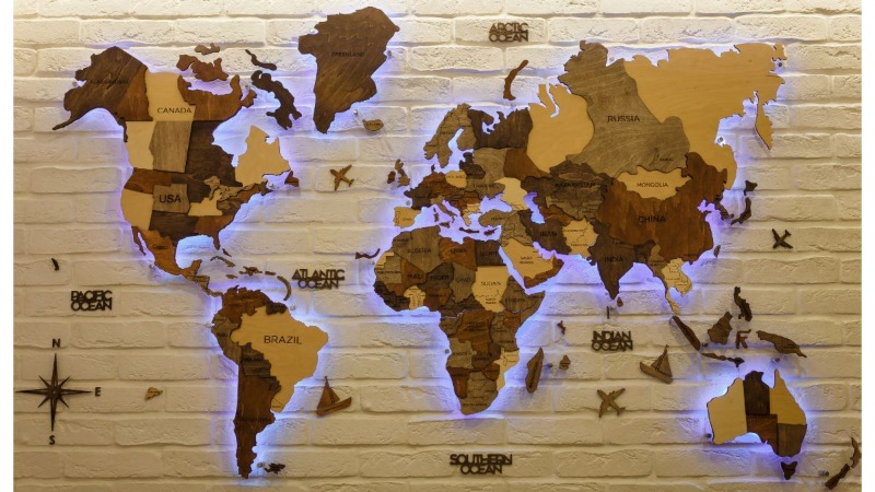 Housewarming gifts - gadgets for travel lovers