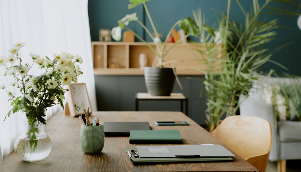 Sustainable Accessories And Gadgets​