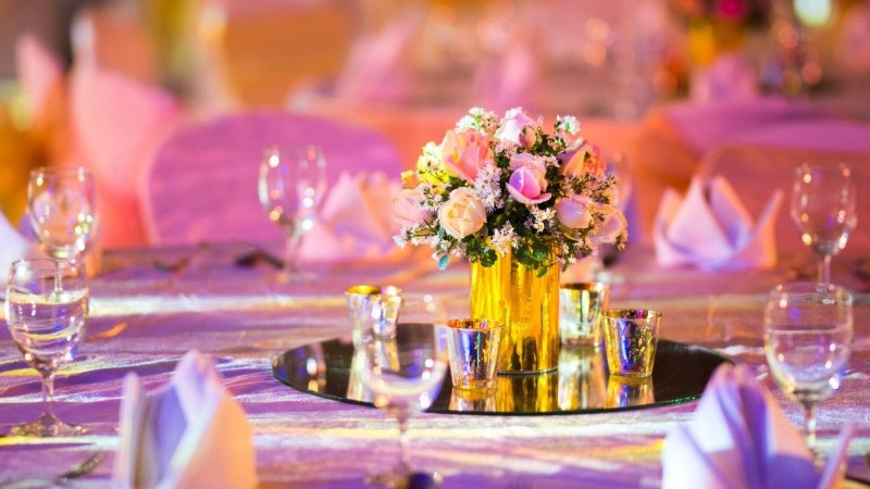 Table Holographic Party Decorations