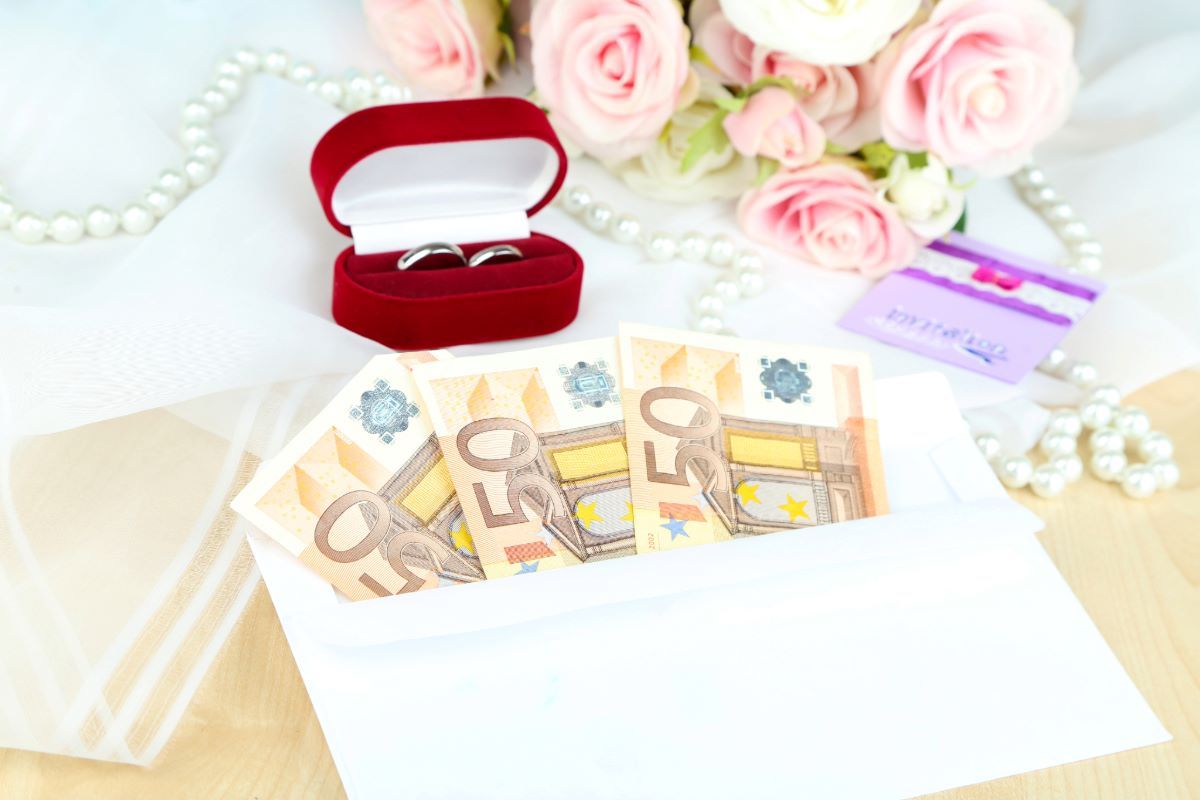 wedding cash gifts