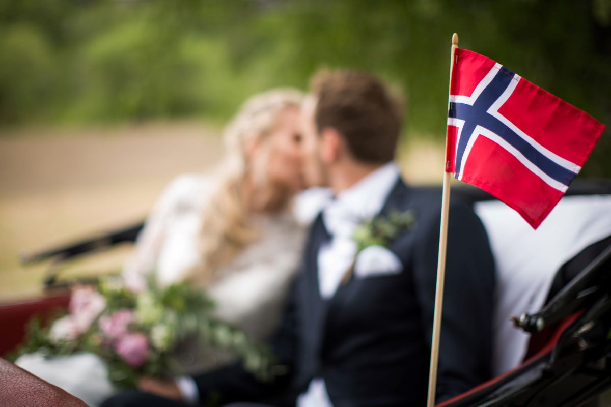 Norwegian wedding gift traditions