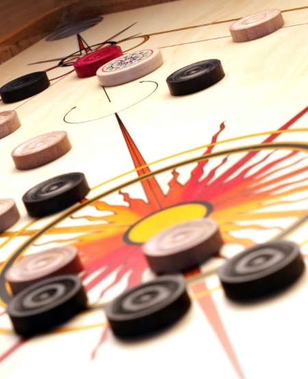 carrom game in the Middle East
