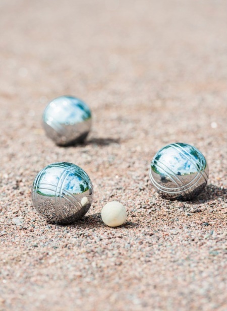 Pétanque French game