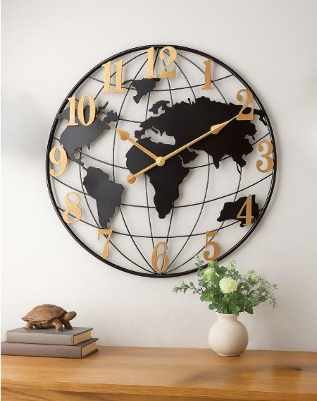 Metal Minimalist Modern World Map Wall Clock